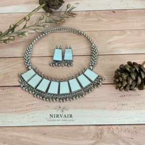 Mirror choker set